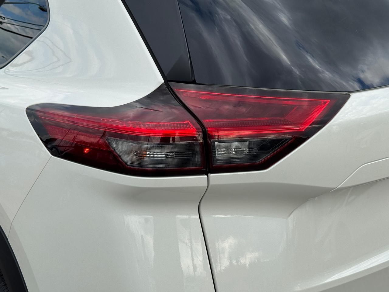 2023 Nissan Rogue SV Moonroof+ONE OWNER+CLEAN CARFAX Photo