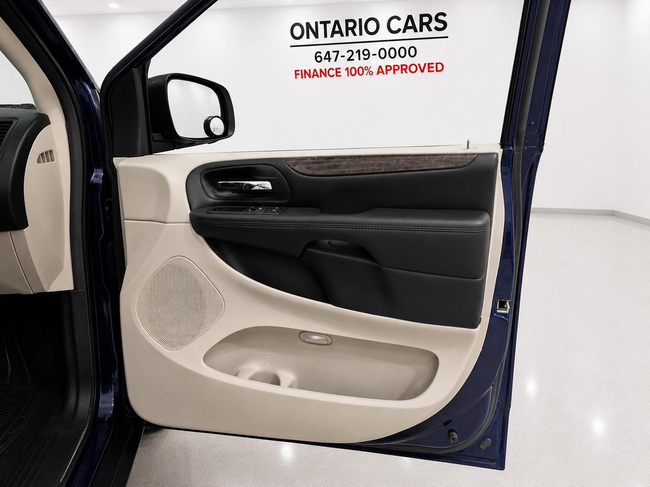 2015 Dodge Grand Caravan CANADA VALUE PACKAGE Photo