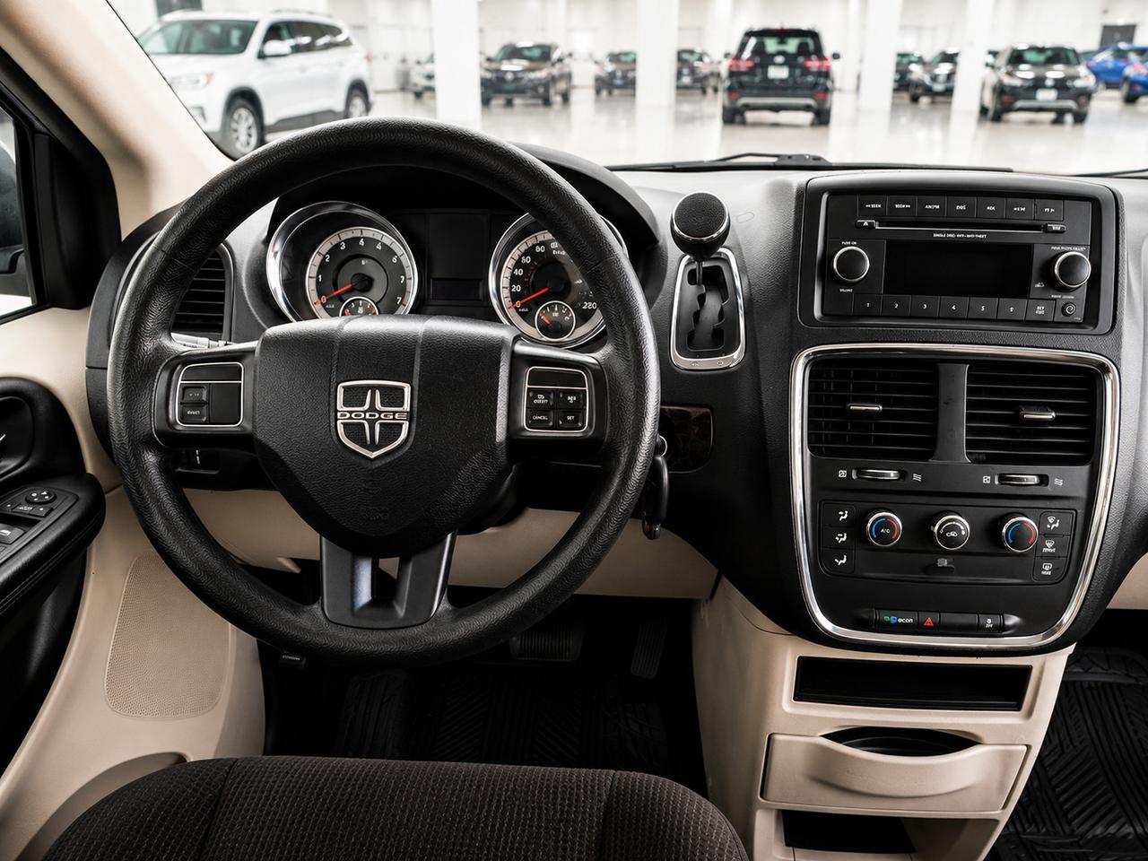 2015 Dodge Grand Caravan CANADA VALUE PACKAGE Photo