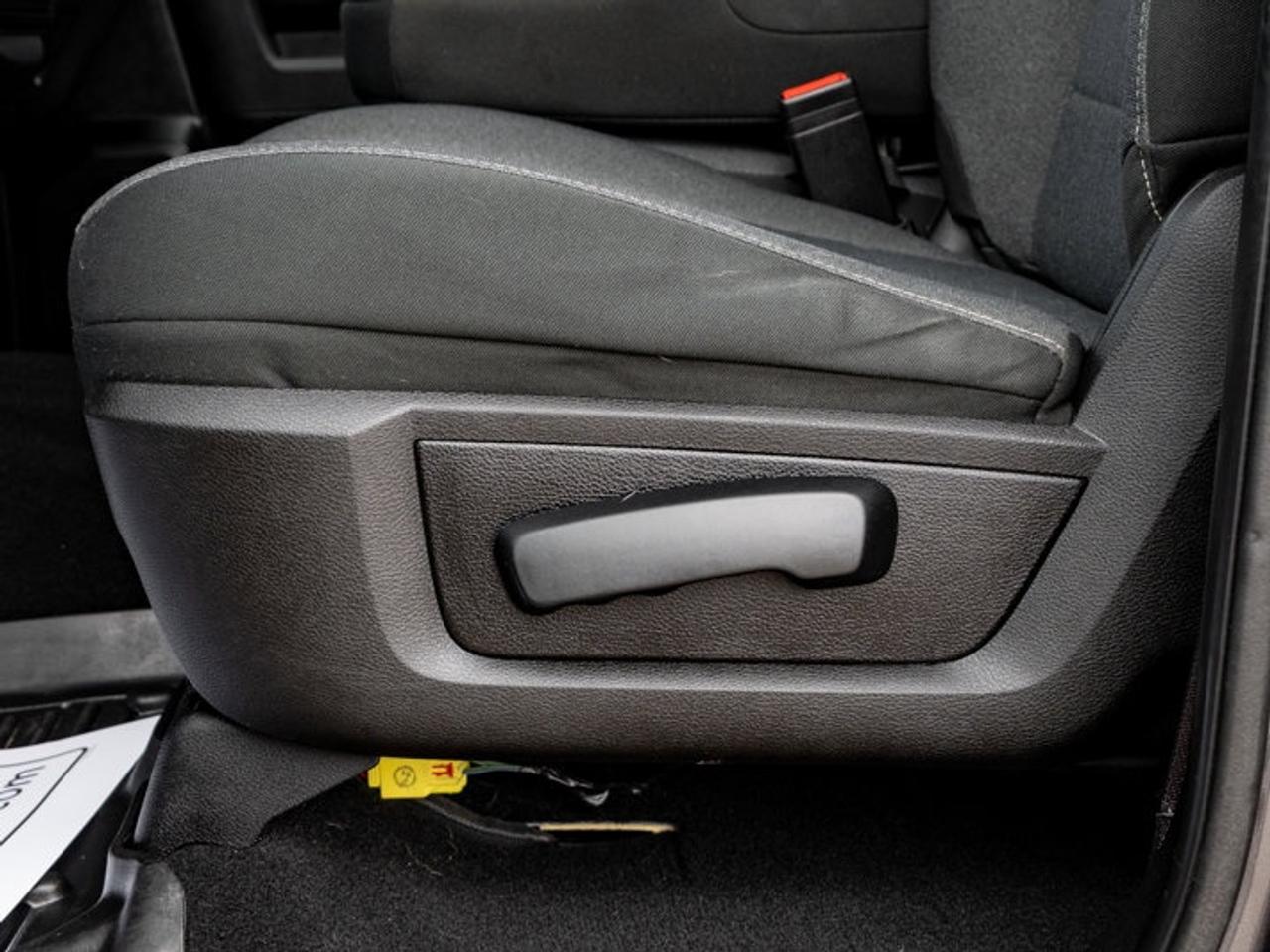 2021 RAM 1500 Classic WARLOCK Photo