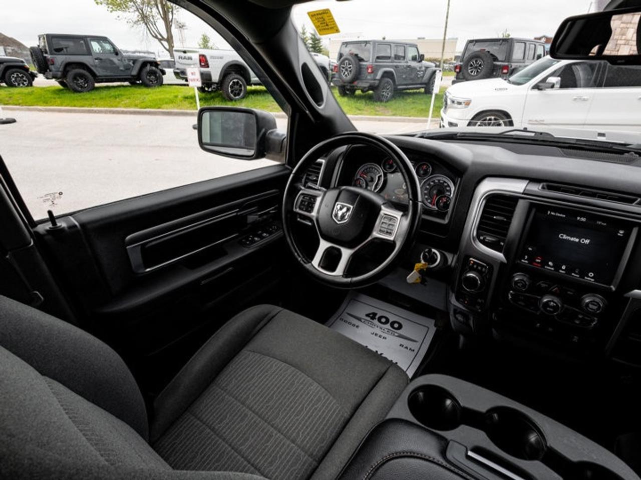 2021 RAM 1500 Classic WARLOCK Photo