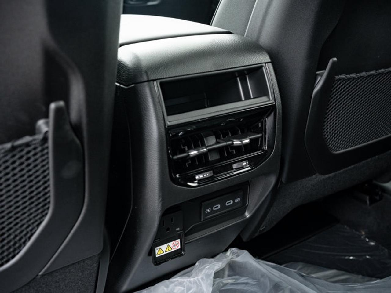 2026 Jeep Grand Cherokee Altitude Photo