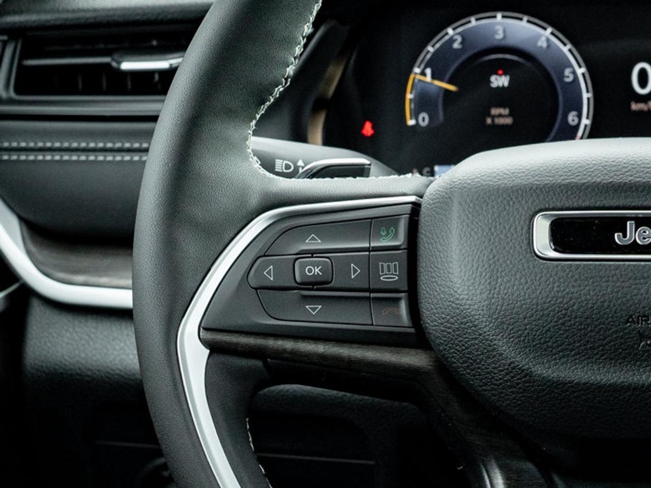 2026 Jeep Grand Cherokee Altitude Photo
