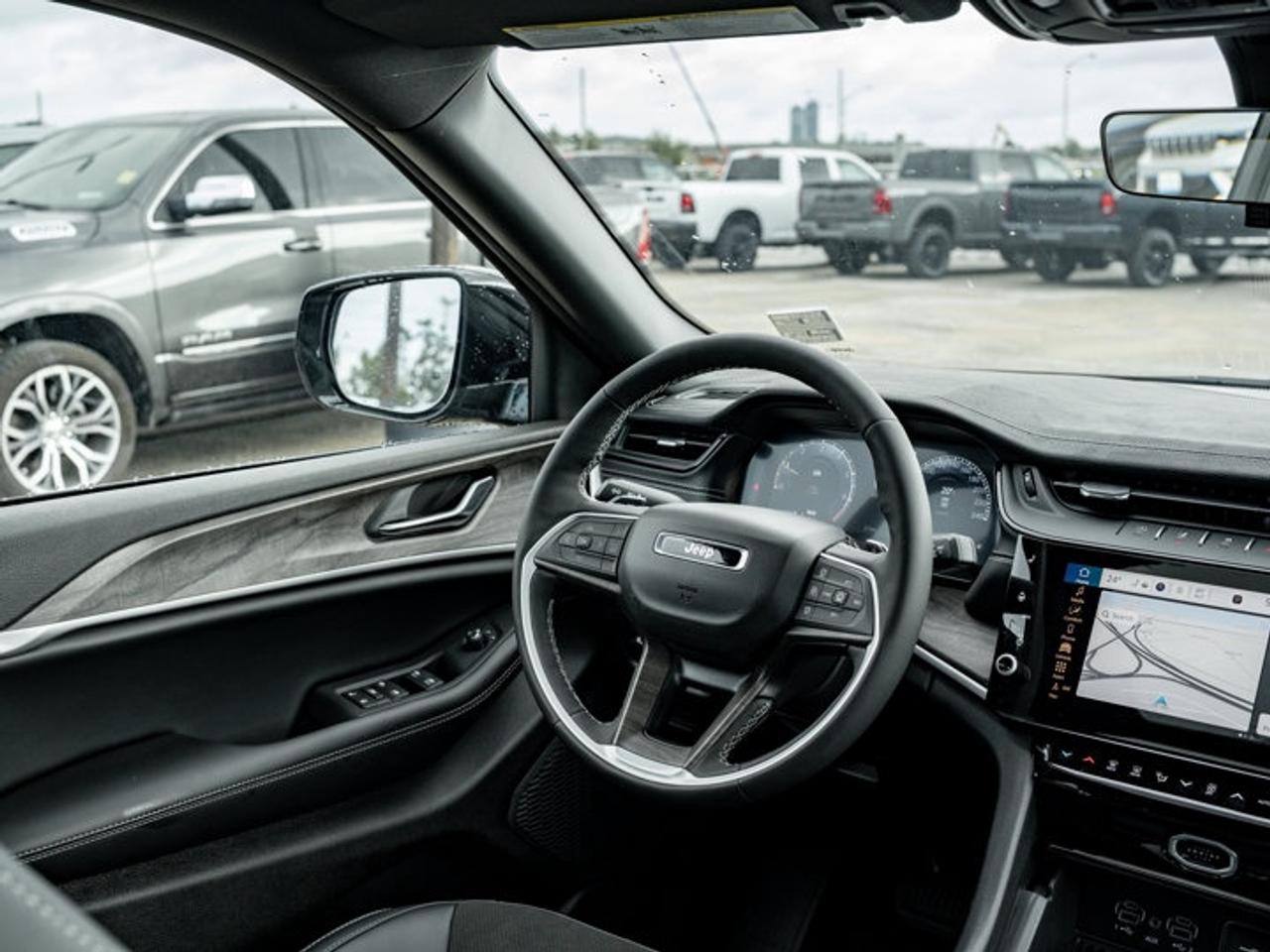 2026 Jeep Grand Cherokee Altitude Photo