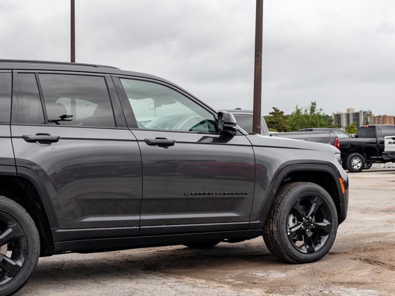 2026 Jeep Grand Cherokee Altitude Photo