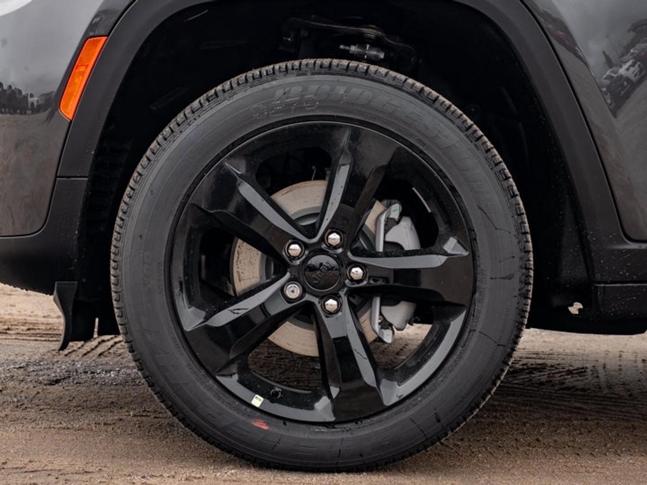 2026 Jeep Grand Cherokee Altitude Photo