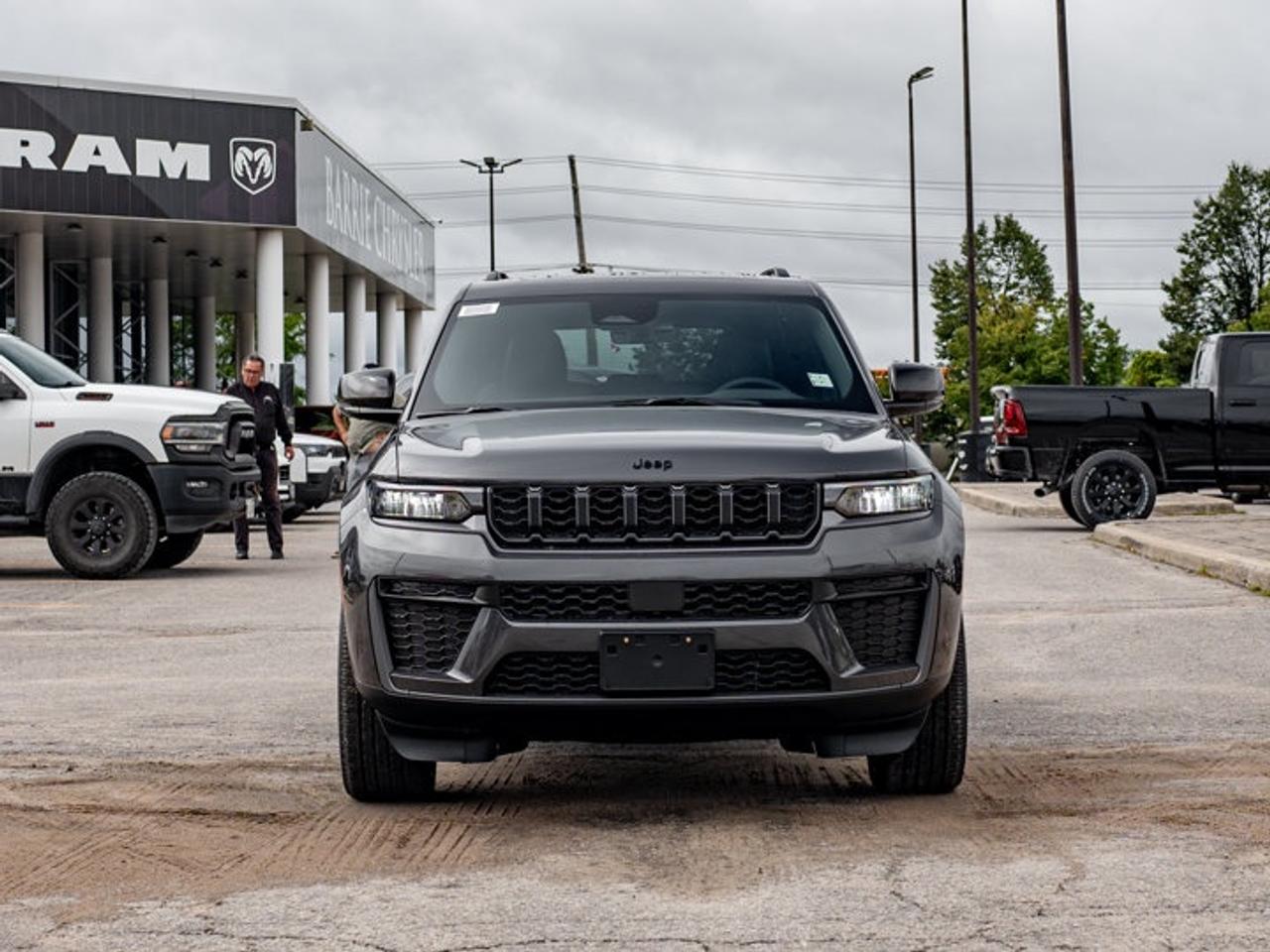 2026 Jeep Grand Cherokee Altitude Photo