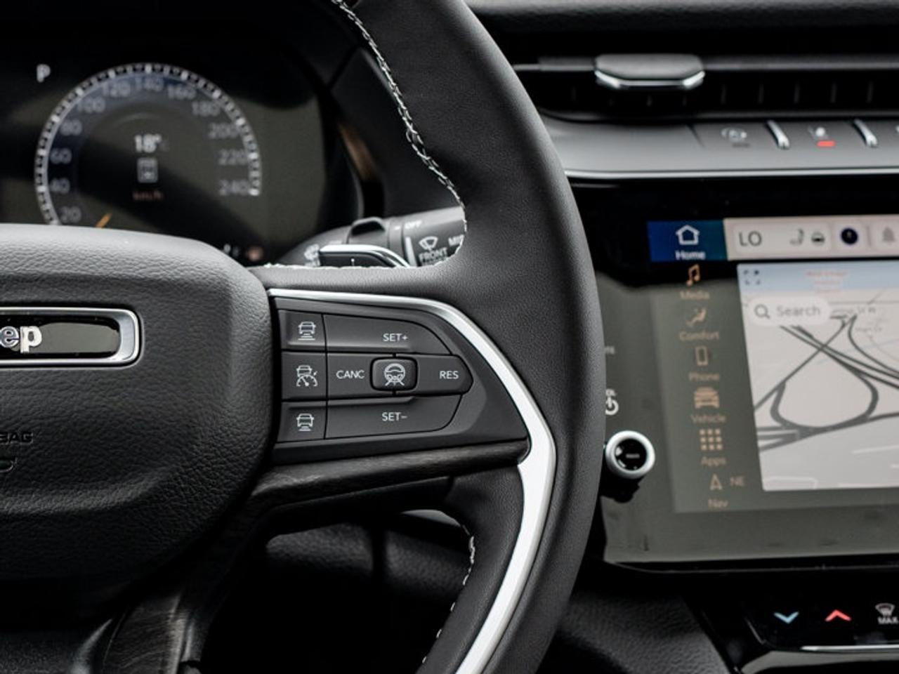 2026 Jeep Grand Cherokee Altitude Photo