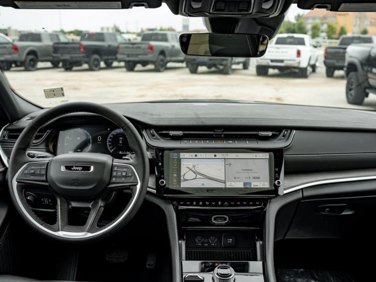2026 Jeep Grand Cherokee Altitude Photo