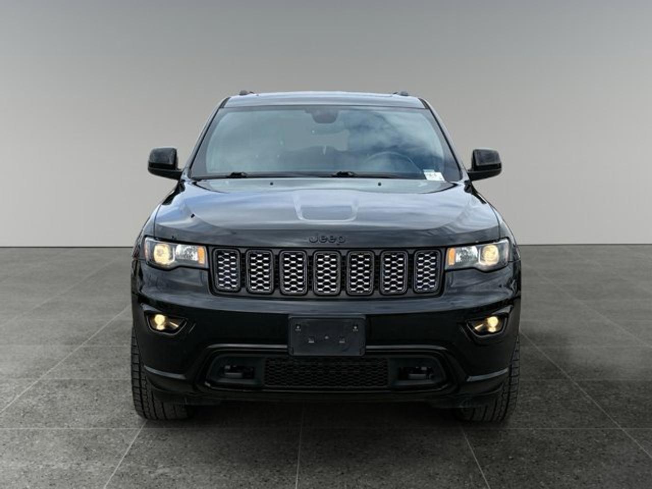 2018 Jeep Grand Cherokee Altitude Iv - Photo #8