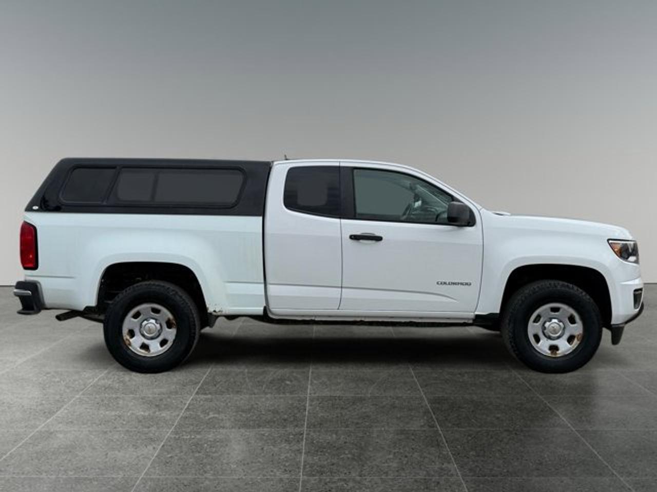 2015 Chevrolet Colorado 2WD WT Photo