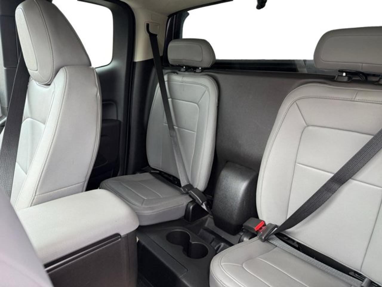 2015 Chevrolet Colorado 2WD WT - Photo #14