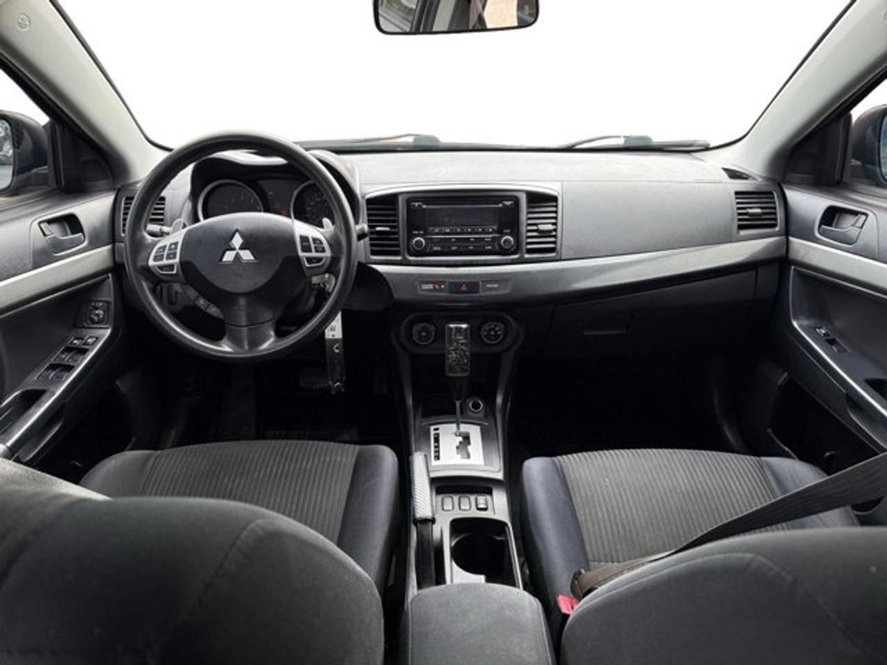 2014 Mitsubishi Lancer SE Photo