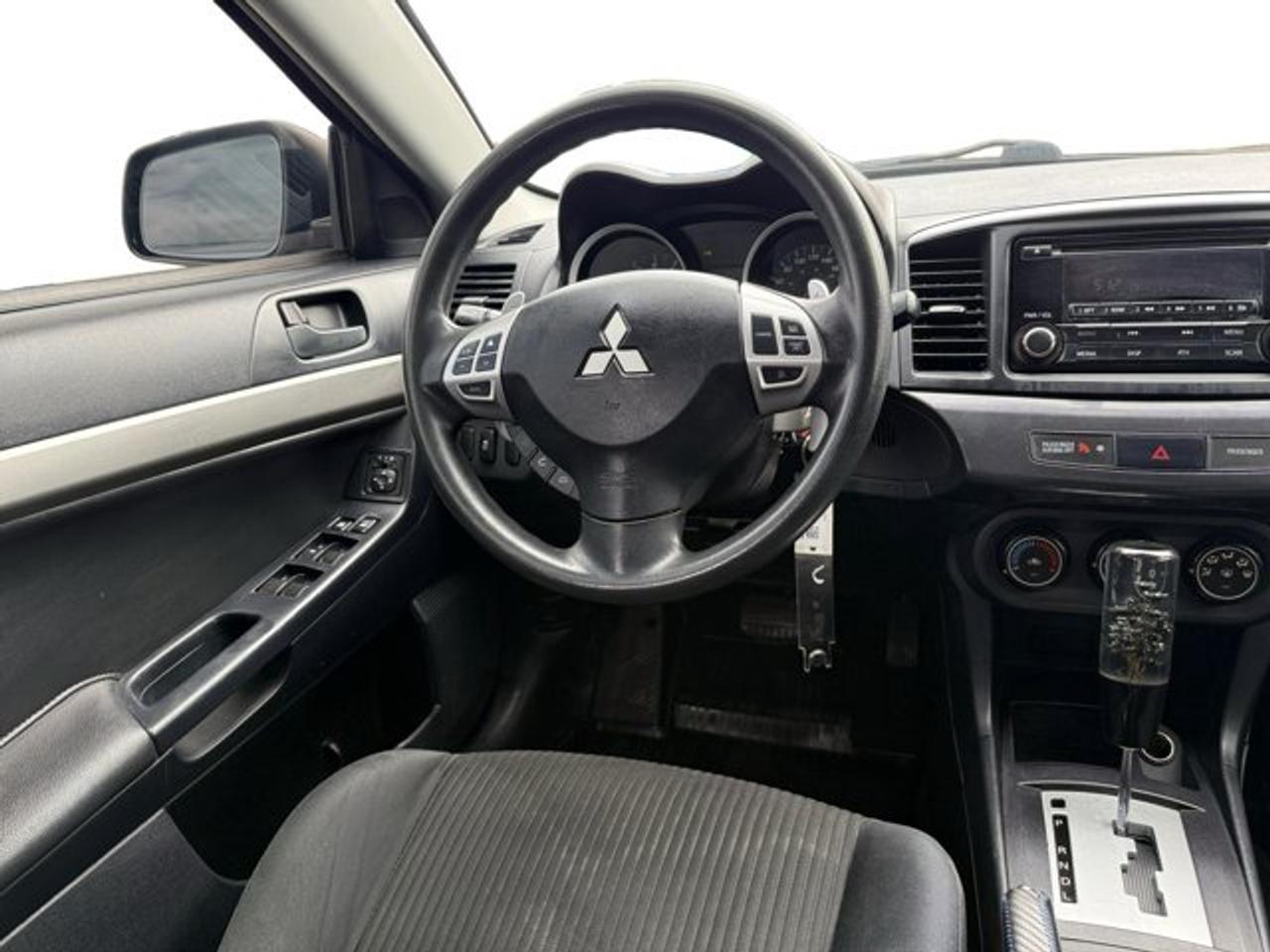 2014 Mitsubishi Lancer SE - Photo #13
