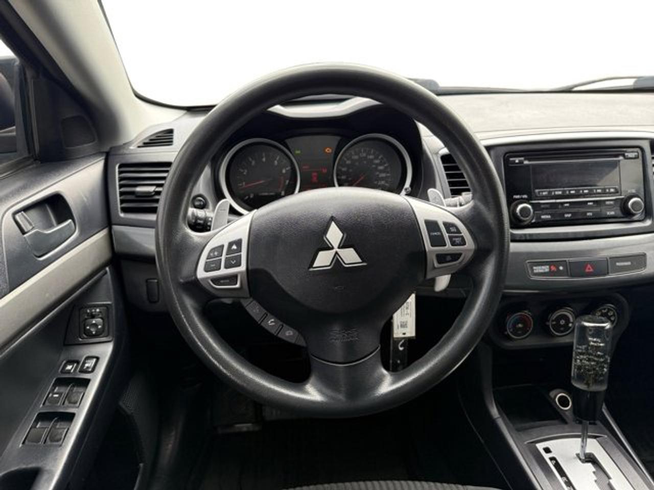 2014 Mitsubishi Lancer SE - Photo #14