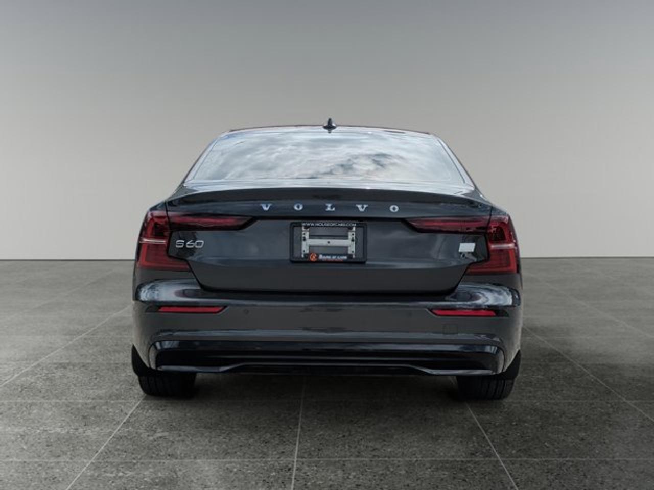 2024 Volvo S60 Recharge Core Dark Theme - Photo #4
