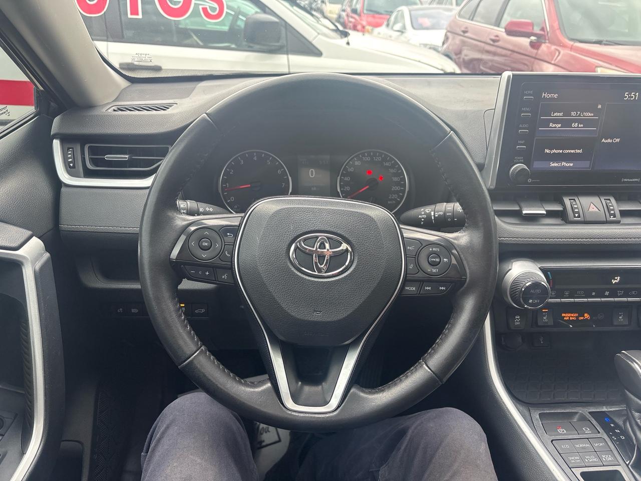 2021 Toyota RAV4 XLE AWD Photo
