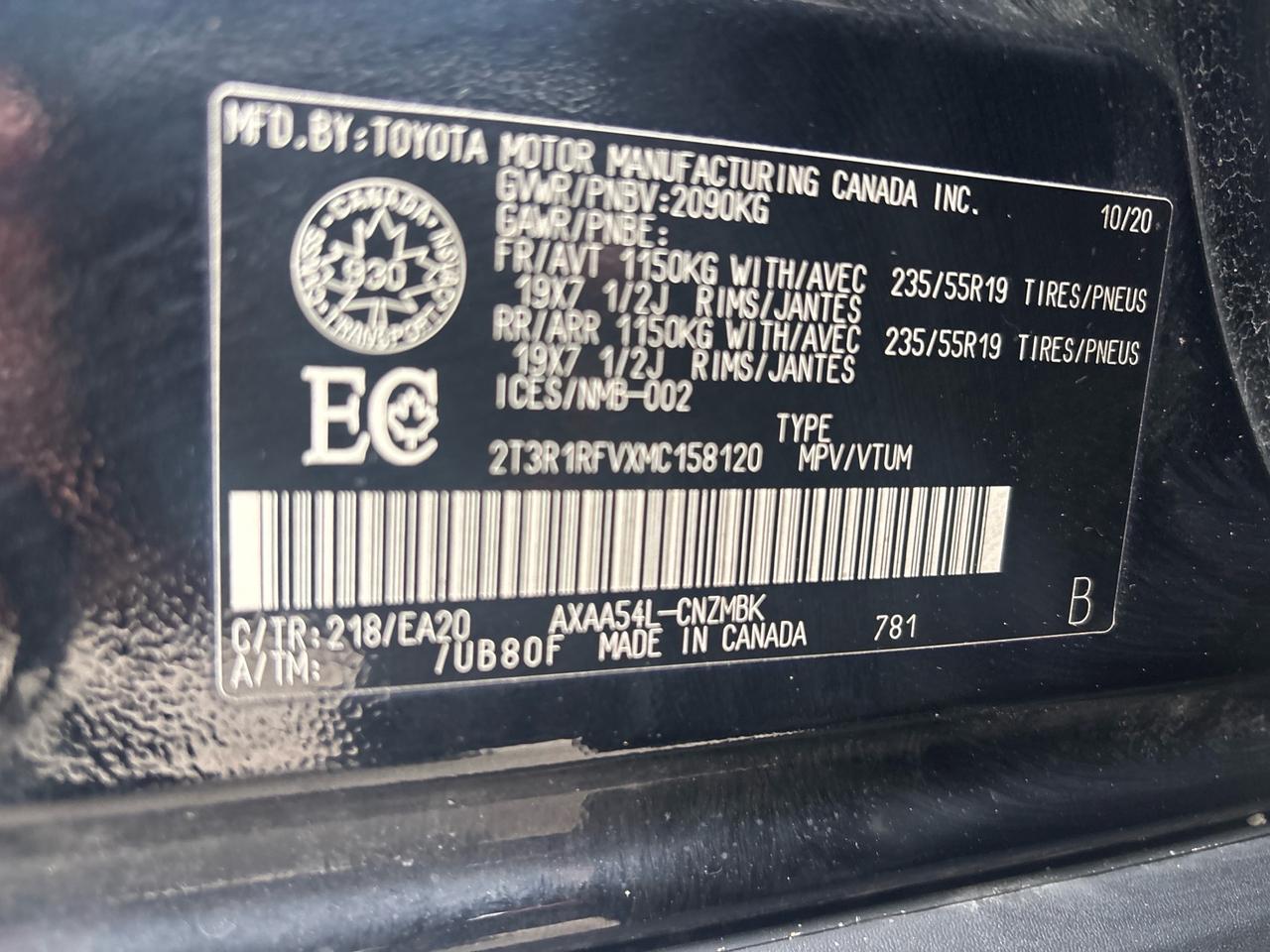 2021 Toyota RAV4 XLE AWD Photo