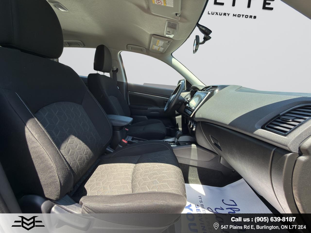 2022 Mitsubishi RVR ES AWC - Reverse Camera - 74,000KMS !!! Photo