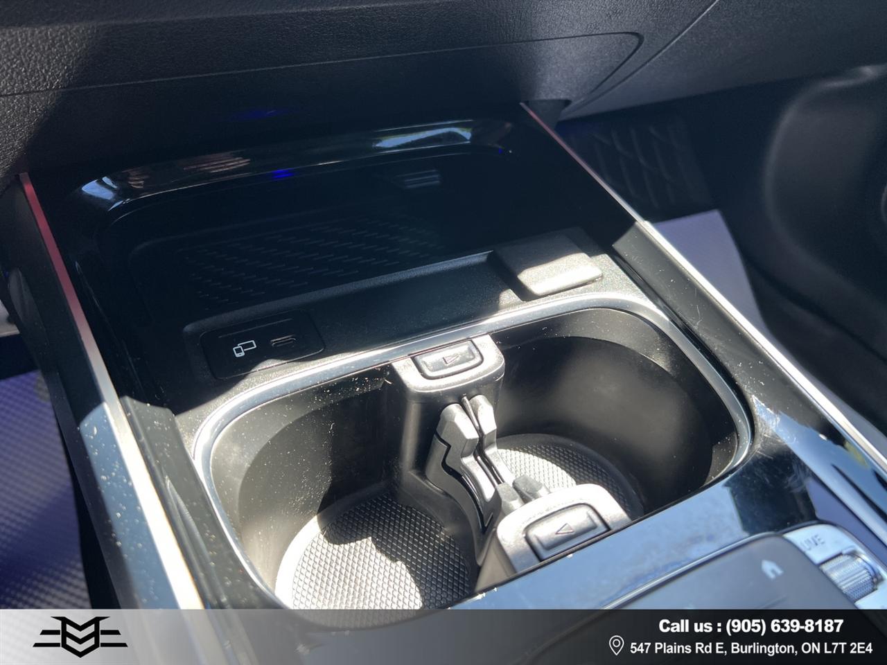 2020 Mercedes-Benz G-Class GLB 250 4MATIC - 7 Passenger - Reverse Camera !!! Photo