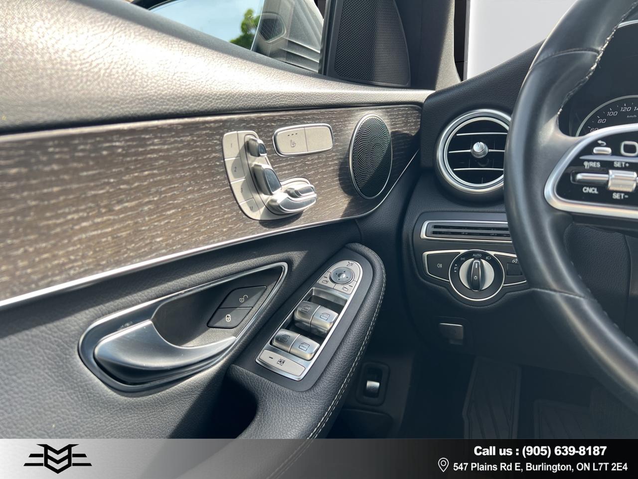 2019 Mercedes-Benz C-Class C 300 4MATIC - AMG PKG - 29,000KMS ONLY !!! Photo
