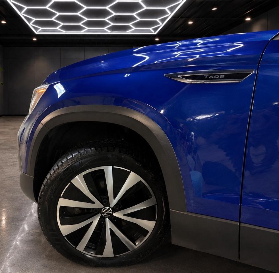 2023 Volkswagen Taos Highline 4MOTION Photo4