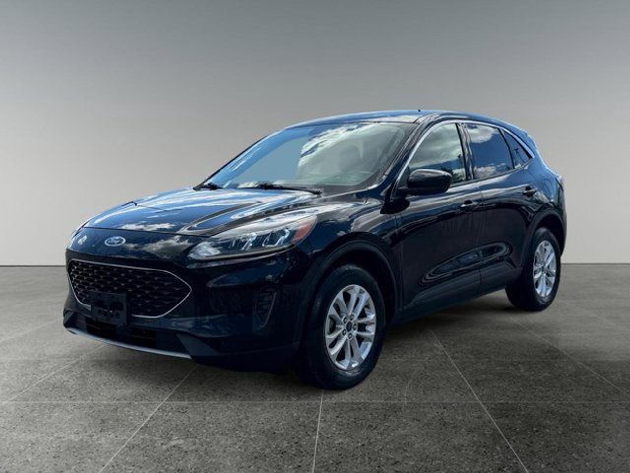 2020 Ford Escape SE - Photo #1