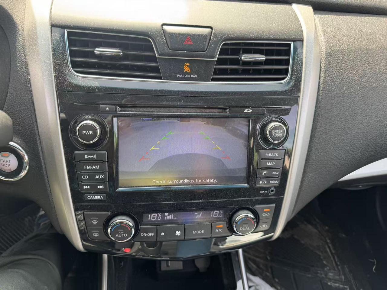 2013 Nissan Altima 2.5 SV Photo