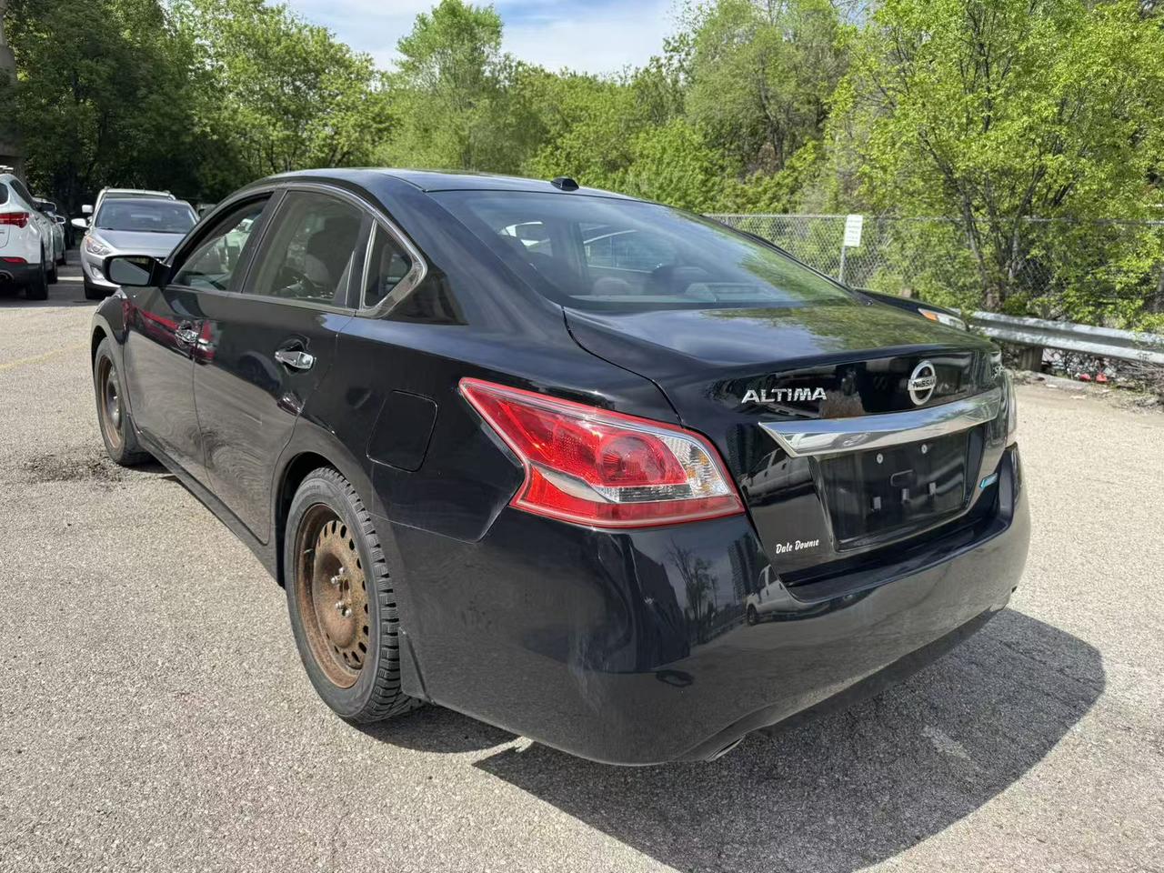 2013 Nissan Altima 2.5 SV Photo