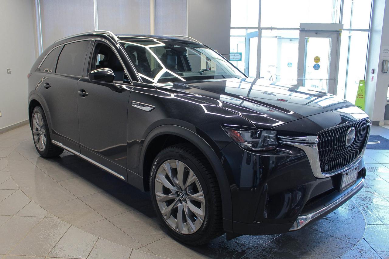 2025 Mazda CX-90 MHEV GT BOSE AUDIO - 360 DEGREE CAMERA - 8 PASSENGER LEATHER SEATS Photo