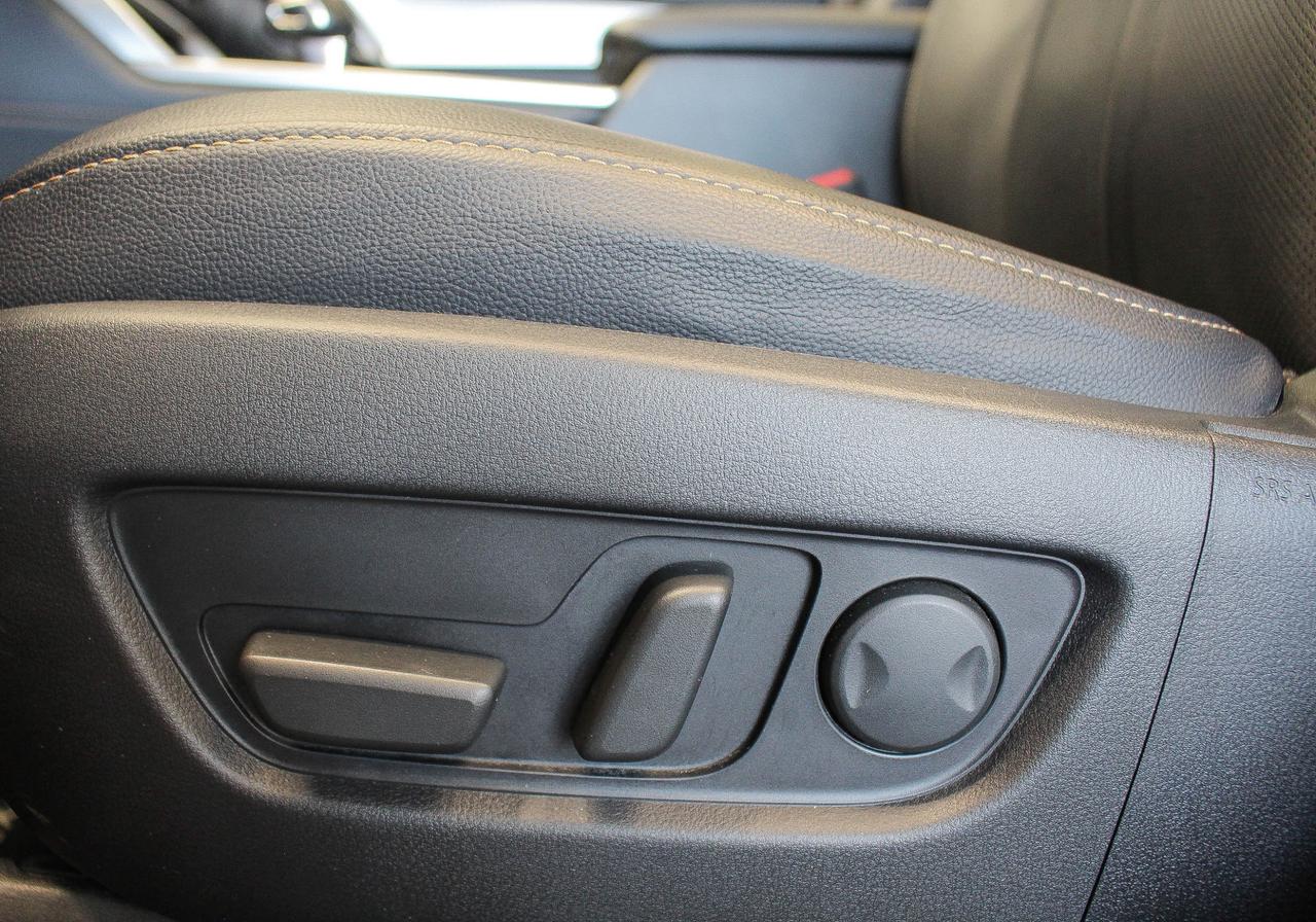 2025 Mazda CX-90 MHEV GT BOSE AUDIO - 360 DEGREE CAMERA - 8 PASSENGER LEATHER SEATS Photo