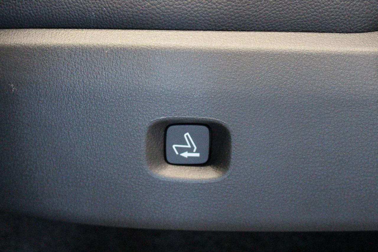 2025 Mazda CX-90 MHEV GT BOSE AUDIO - 360 DEGREE CAMERA - 8 PASSENGER LEATHER SEATS Photo