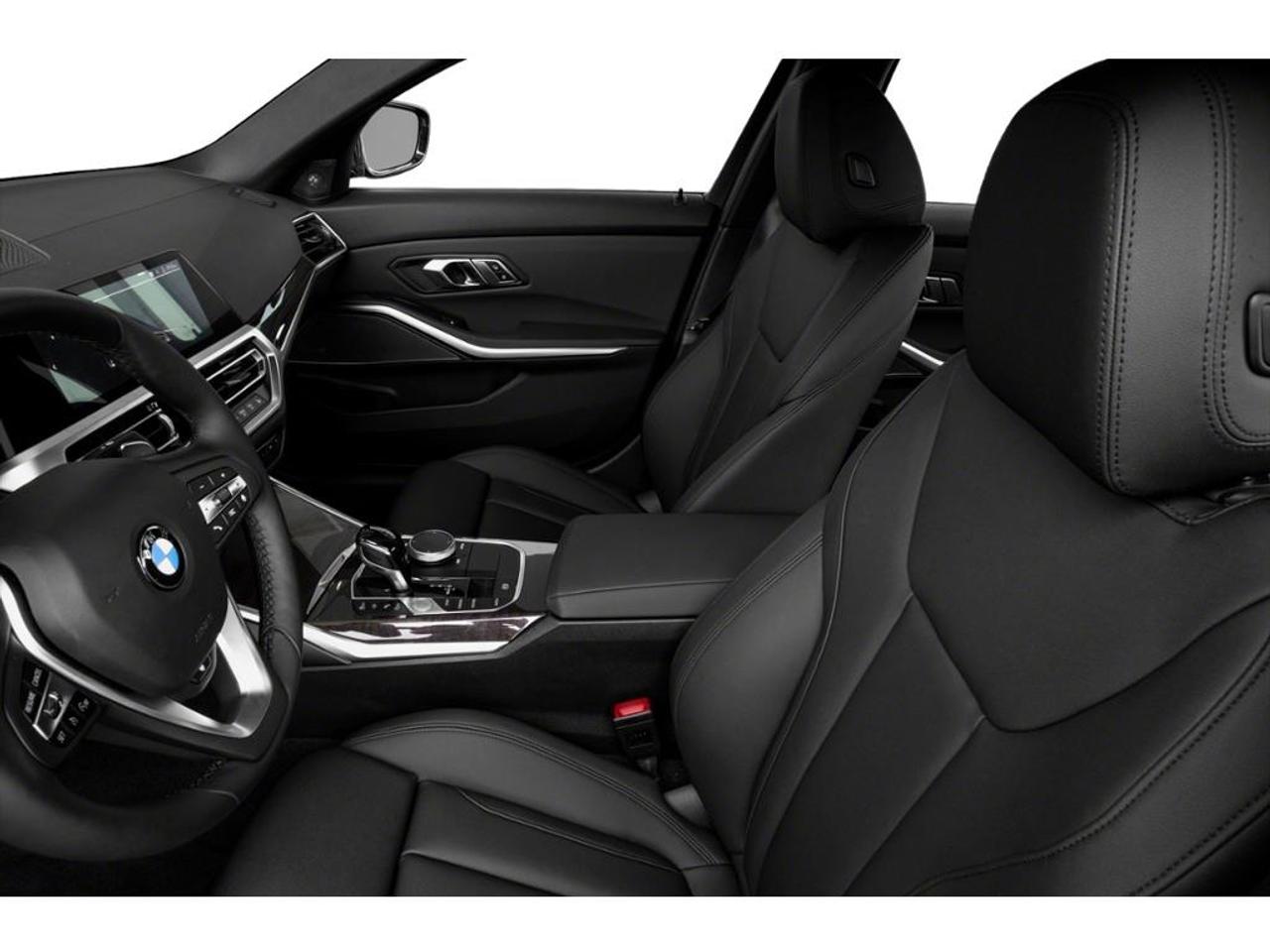 2021 BMW 330 i xDrive Photo