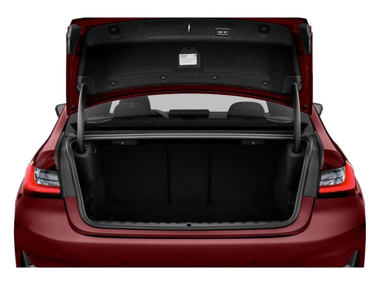 2021 BMW 330 i xDrive Photo