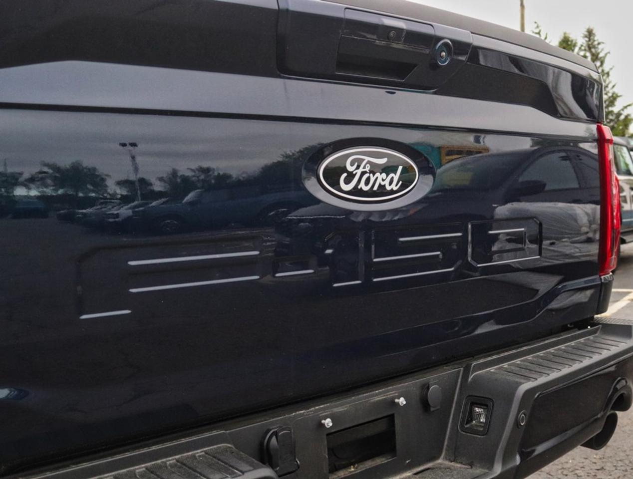 2025 Ford F-150 XLT | 4X4 | 2.7L | 303A |BLK PK PLS |ROOF | BD UTL Photo
