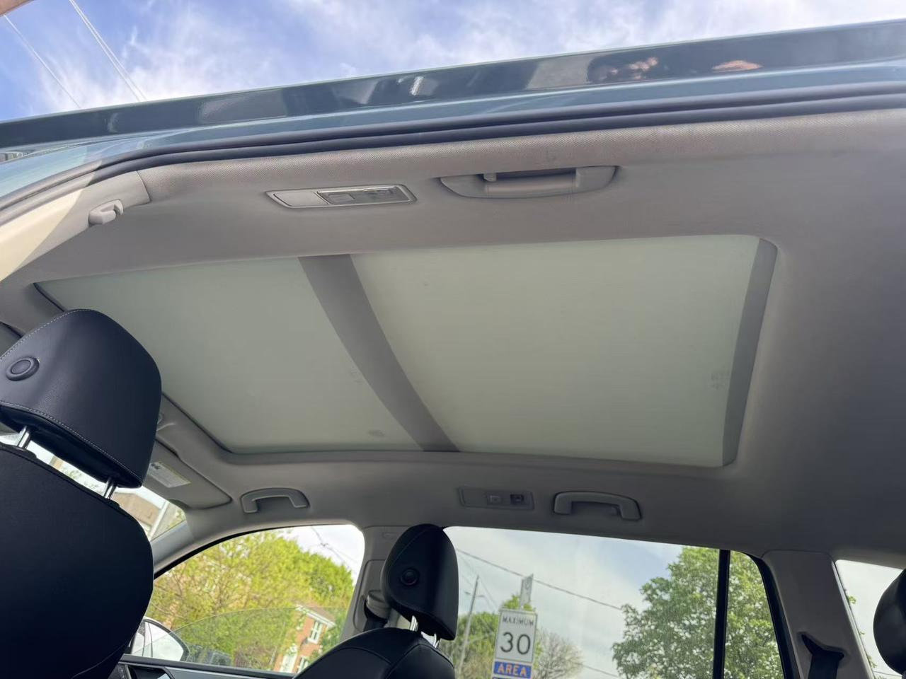 2020 Volkswagen Tiguan IQ Drive 4MOTION Photo