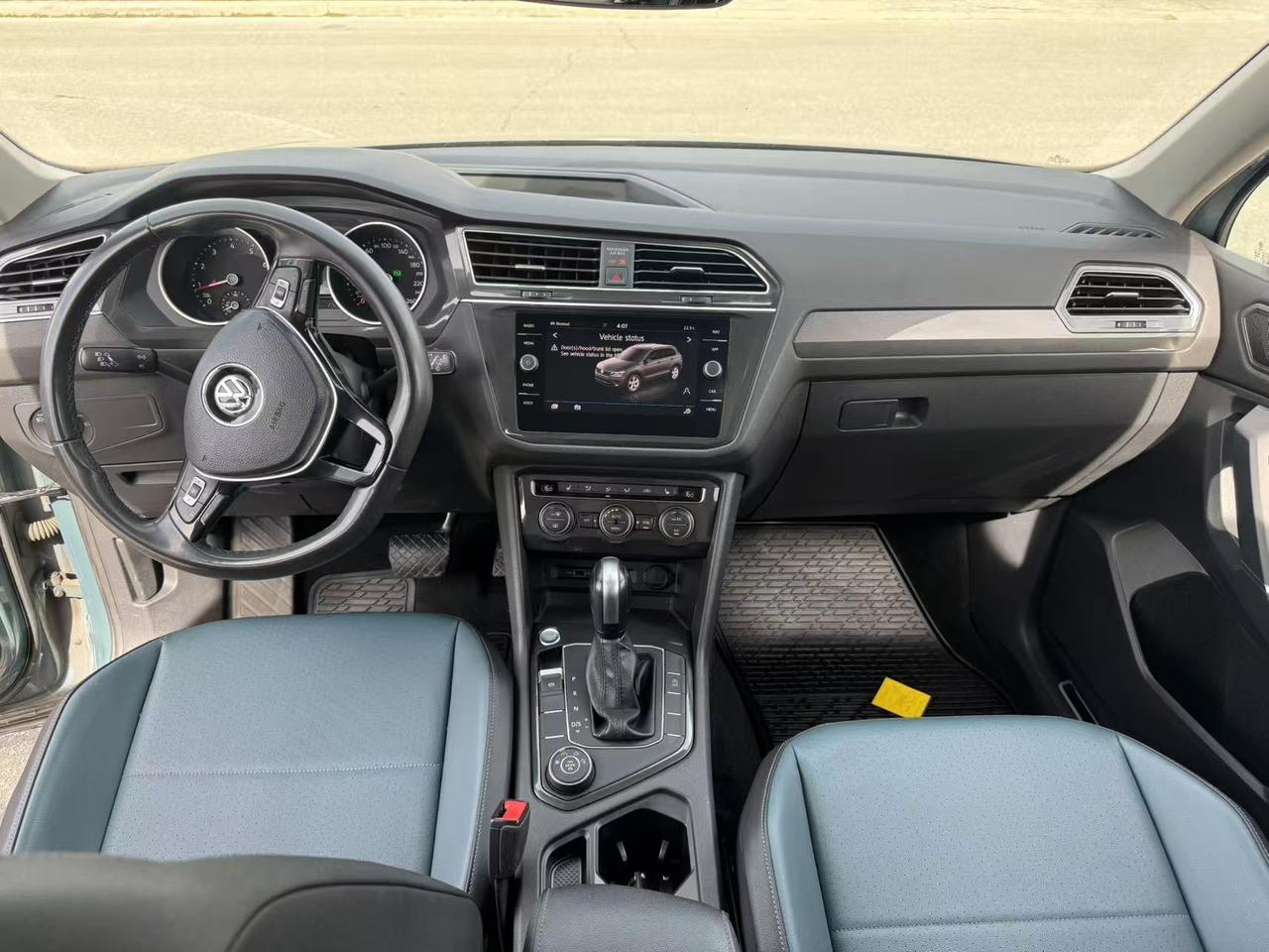 2020 Volkswagen Tiguan IQ Drive 4MOTION Photo