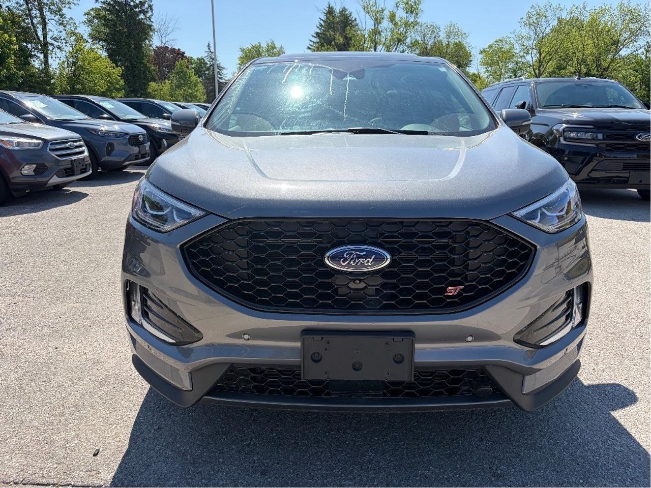 2023 Ford Edge ST AWD Photo1