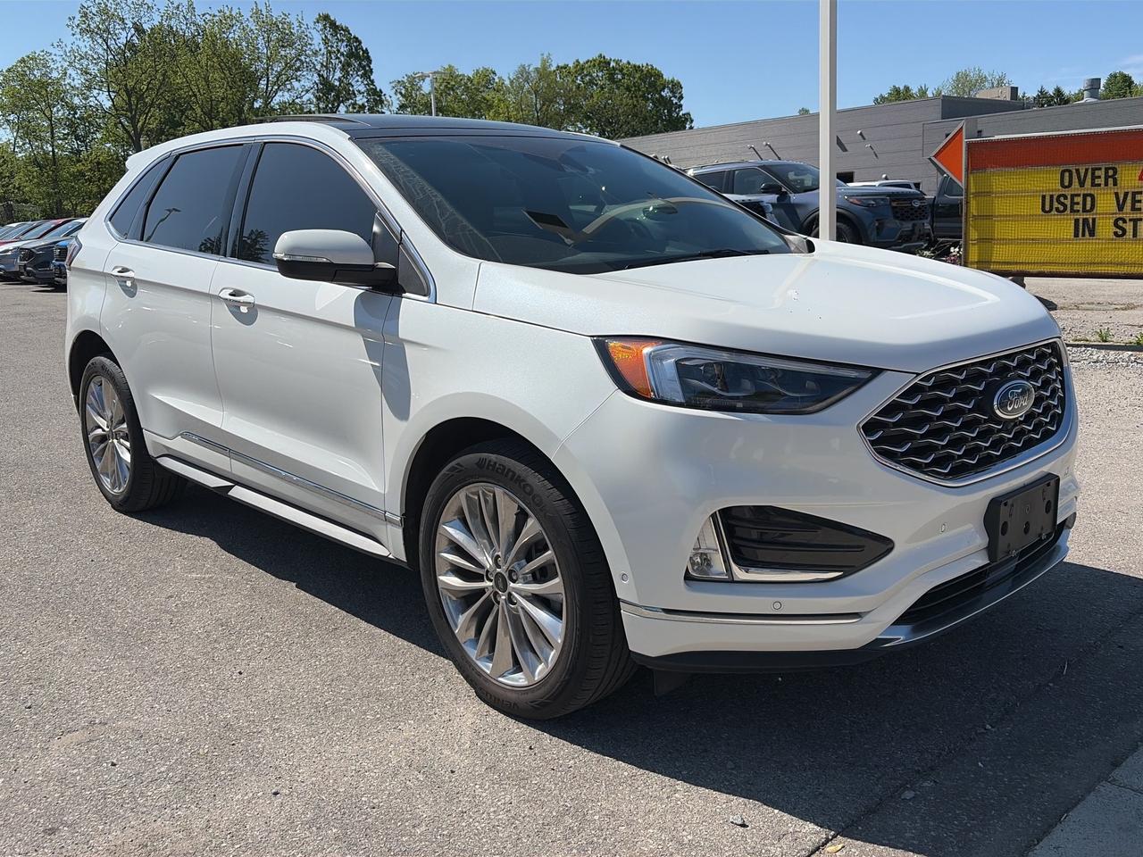 2024 Ford Edge Titanium AWD Photo