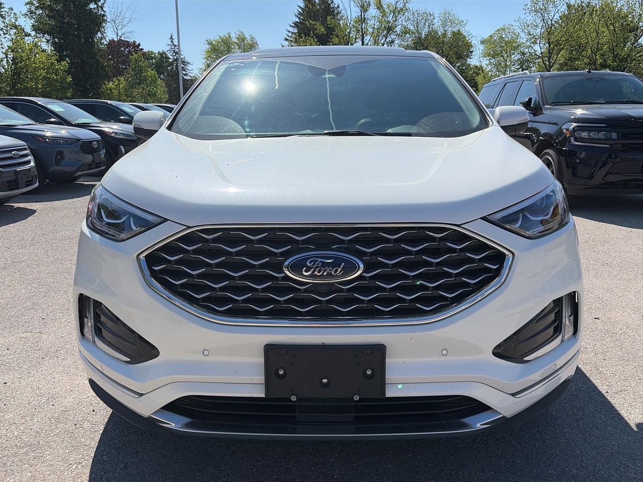 2024 Ford Edge Titanium AWD Photo