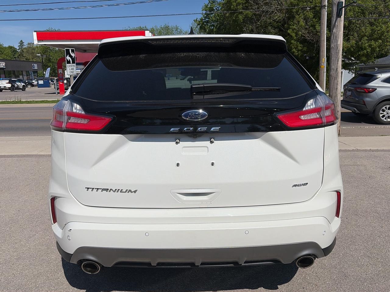 2024 Ford Edge Titanium AWD Photo