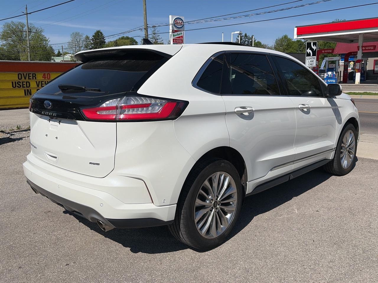 2024 Ford Edge Titanium AWD Photo
