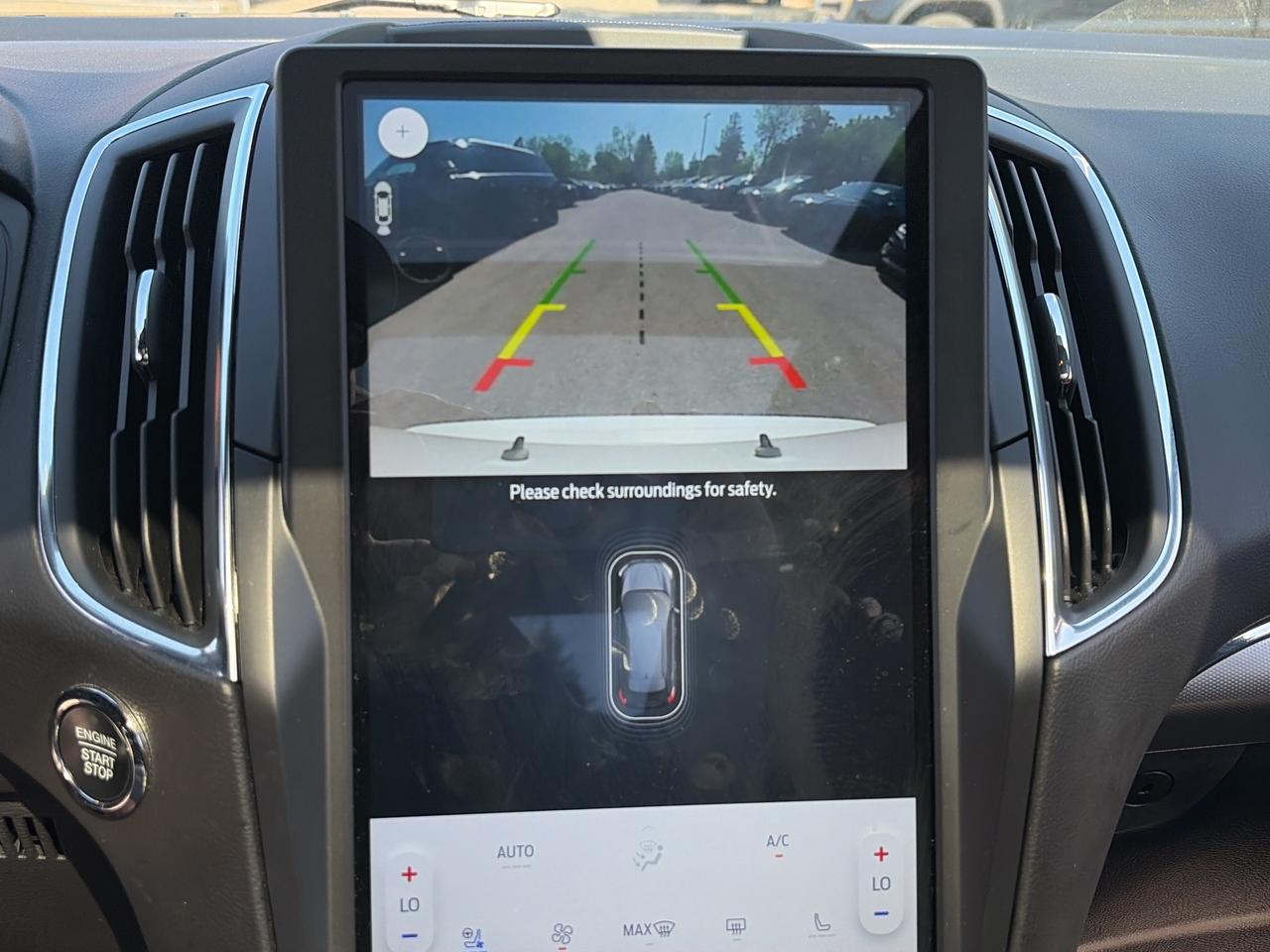 2024 Ford Edge Titanium AWD Photo