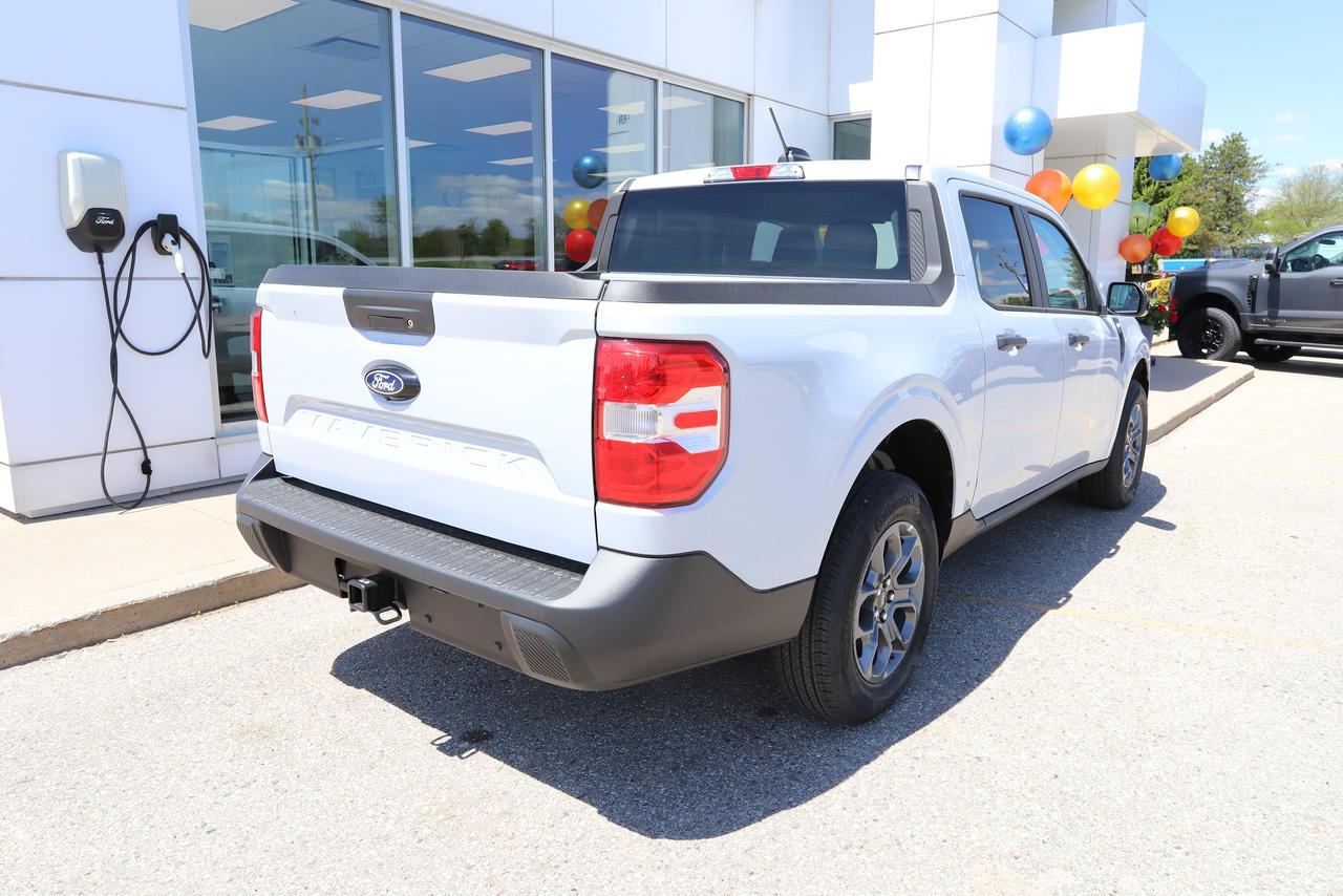 2026 Ford Maverick XLT AWD SuperCrew Photo3