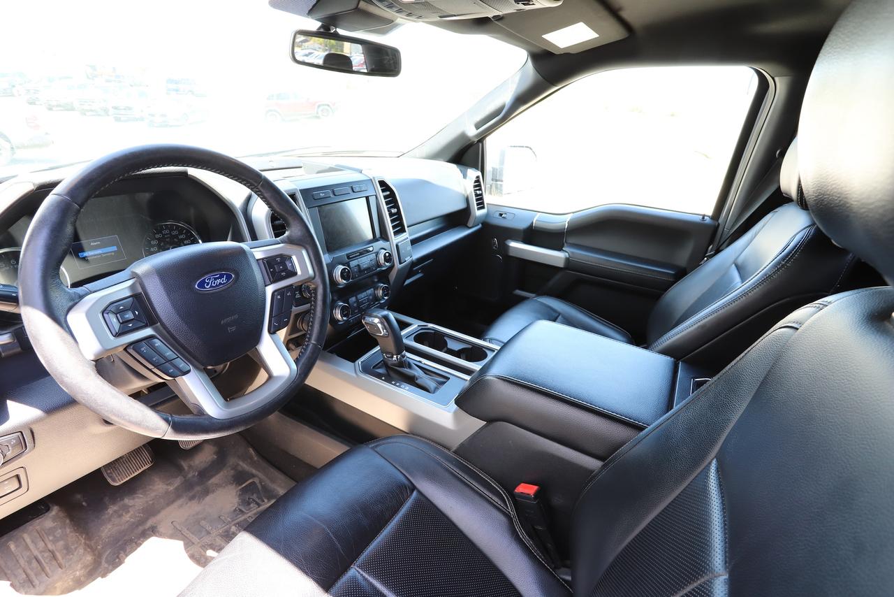 2020 Ford F-150 Lariat 4WD SuperCrew 5.5' Box Photo1