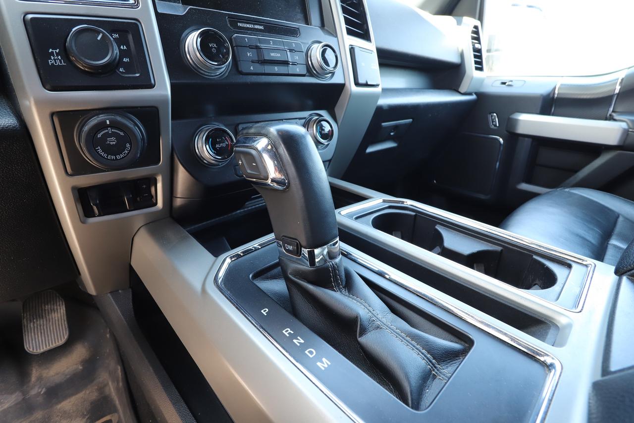 2020 Ford F-150 Lariat 4WD SuperCrew 5.5' Box Photo