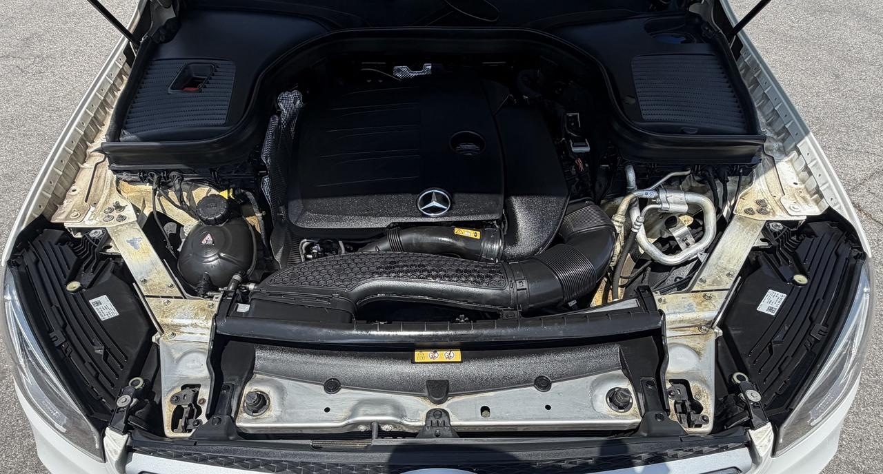 2020 Mercedes-Benz GLC GLC 300 4MATIC SUV Photo