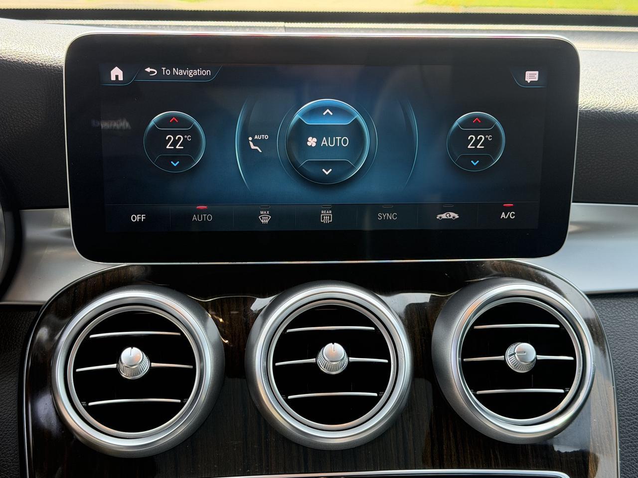 2020 Mercedes-Benz GLC GLC 300 4MATIC SUV Photo