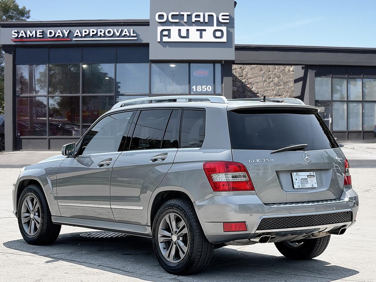2012 Mercedes-Benz GLK-Class 4MATIC 4dr GLK350 Photo