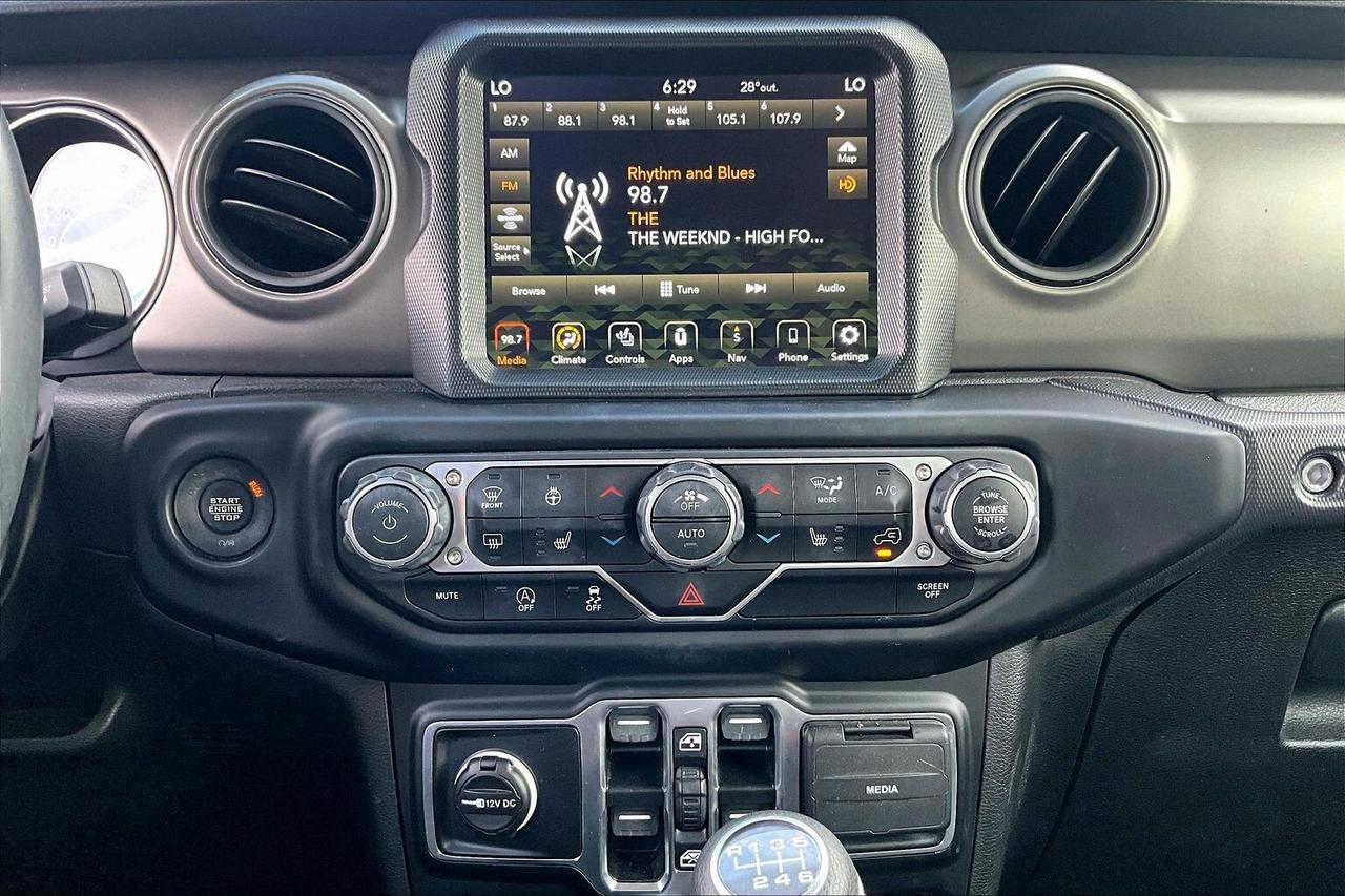 2022 Jeep Wrangler Willys 4Dr 6Spd Manual | Alpine NAV | 4X4 Photo